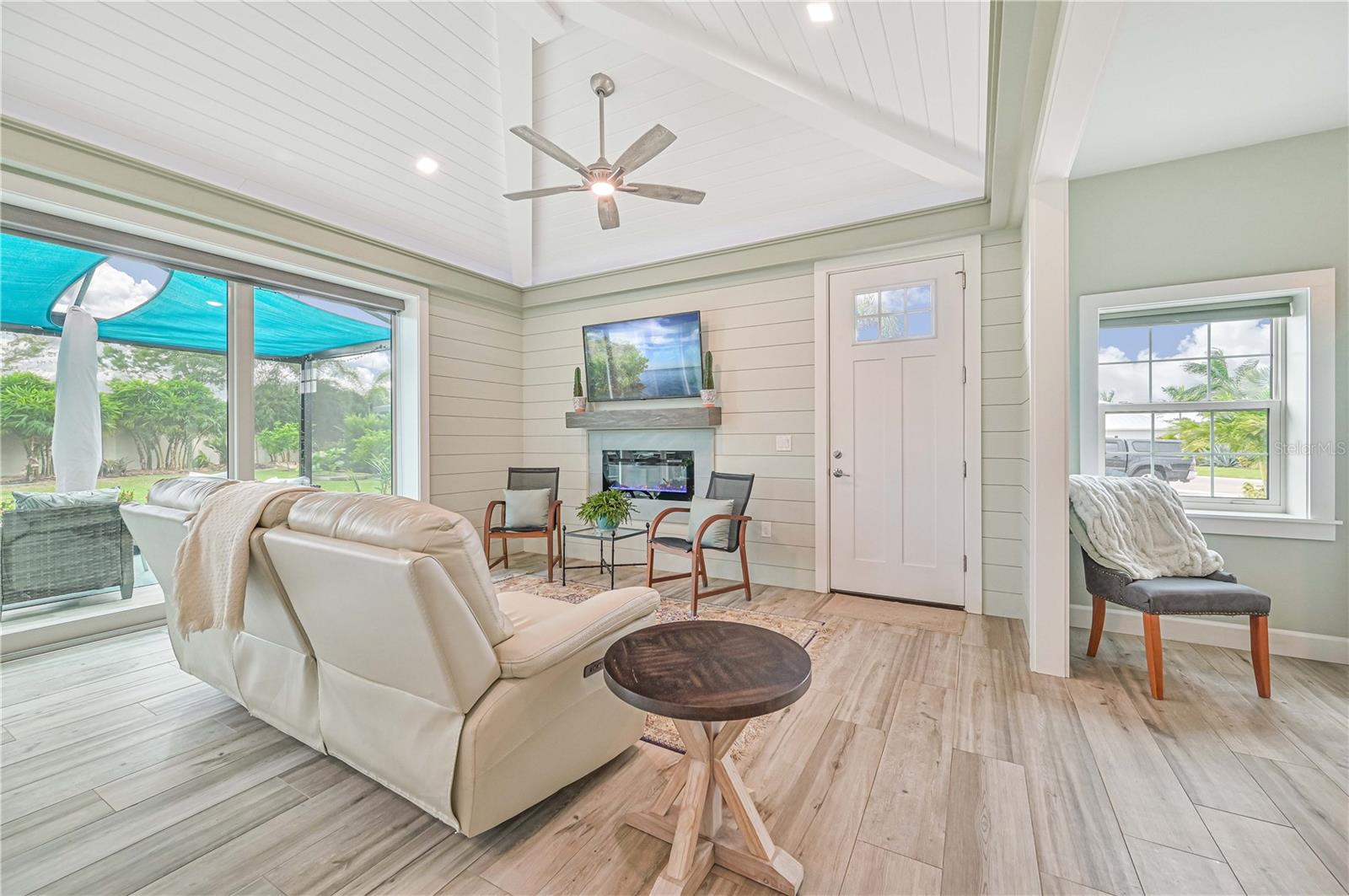 8664 SW SAND CRANE CIR