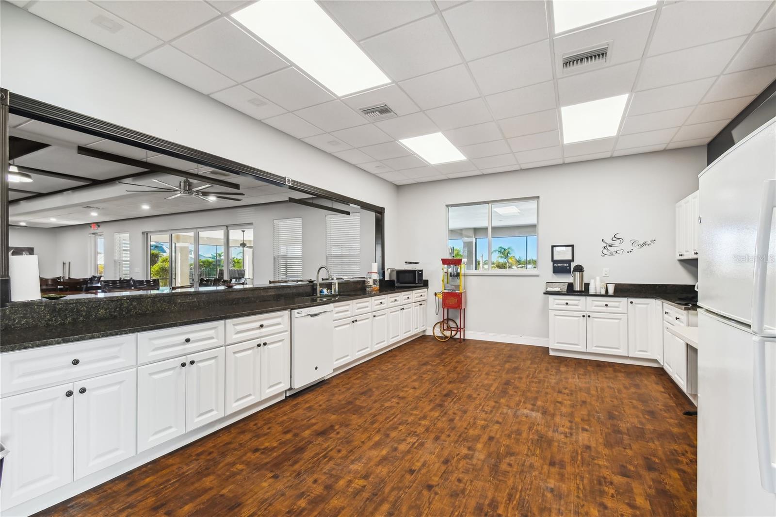 8664 SW SAND CRANE CIR