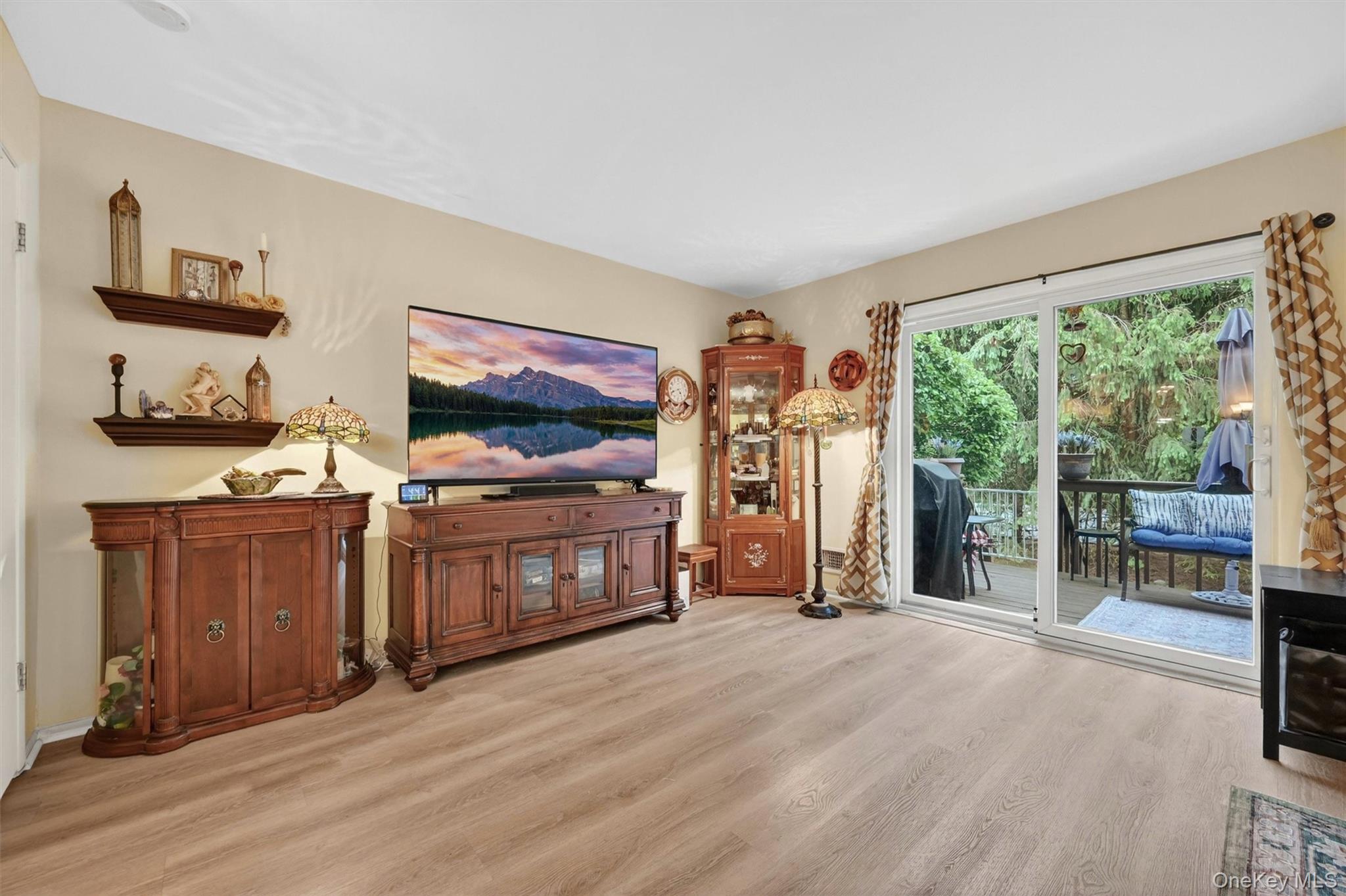 426 Genesee Court