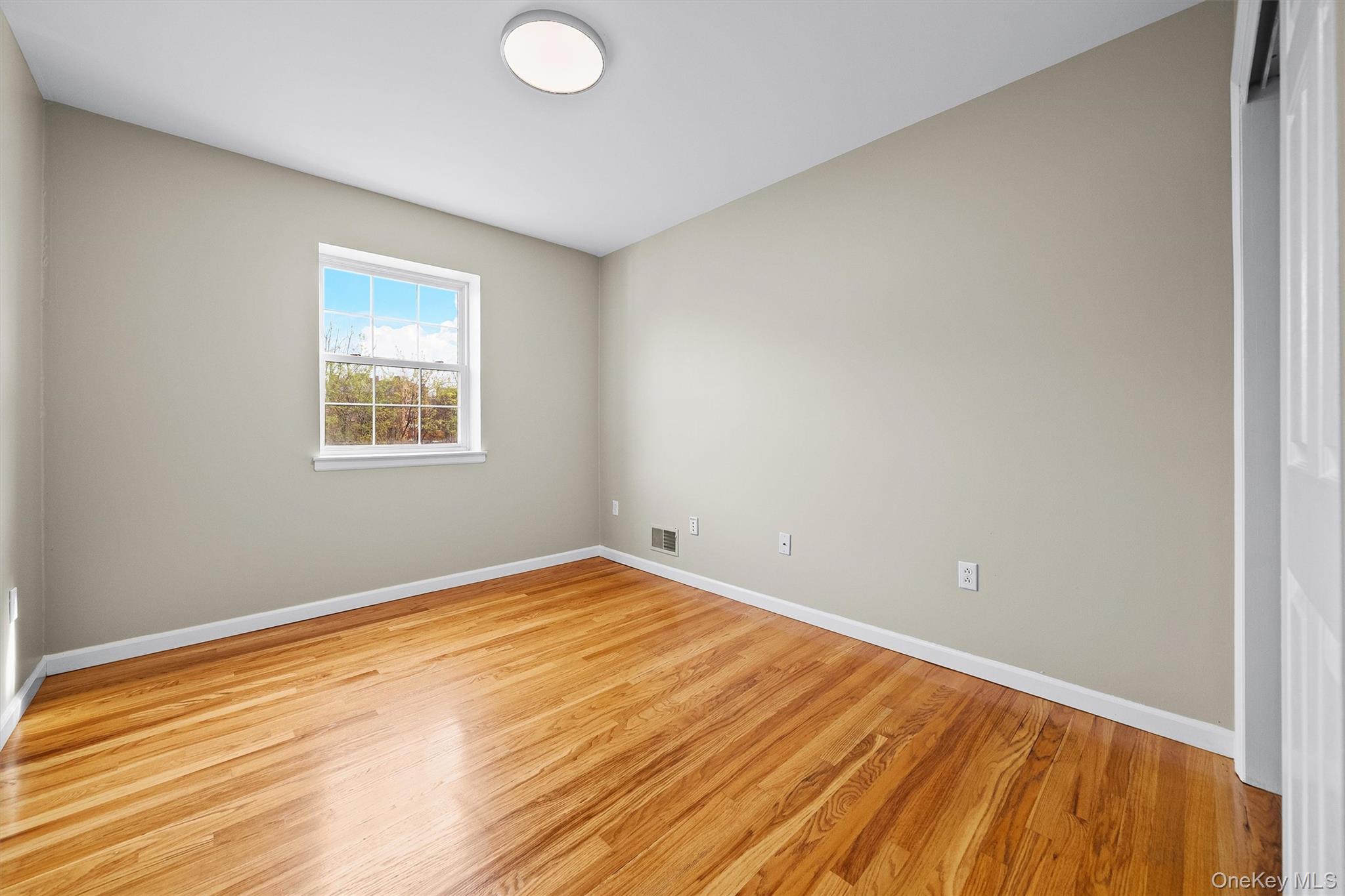 10-12 Chestnut Street Unit: A207