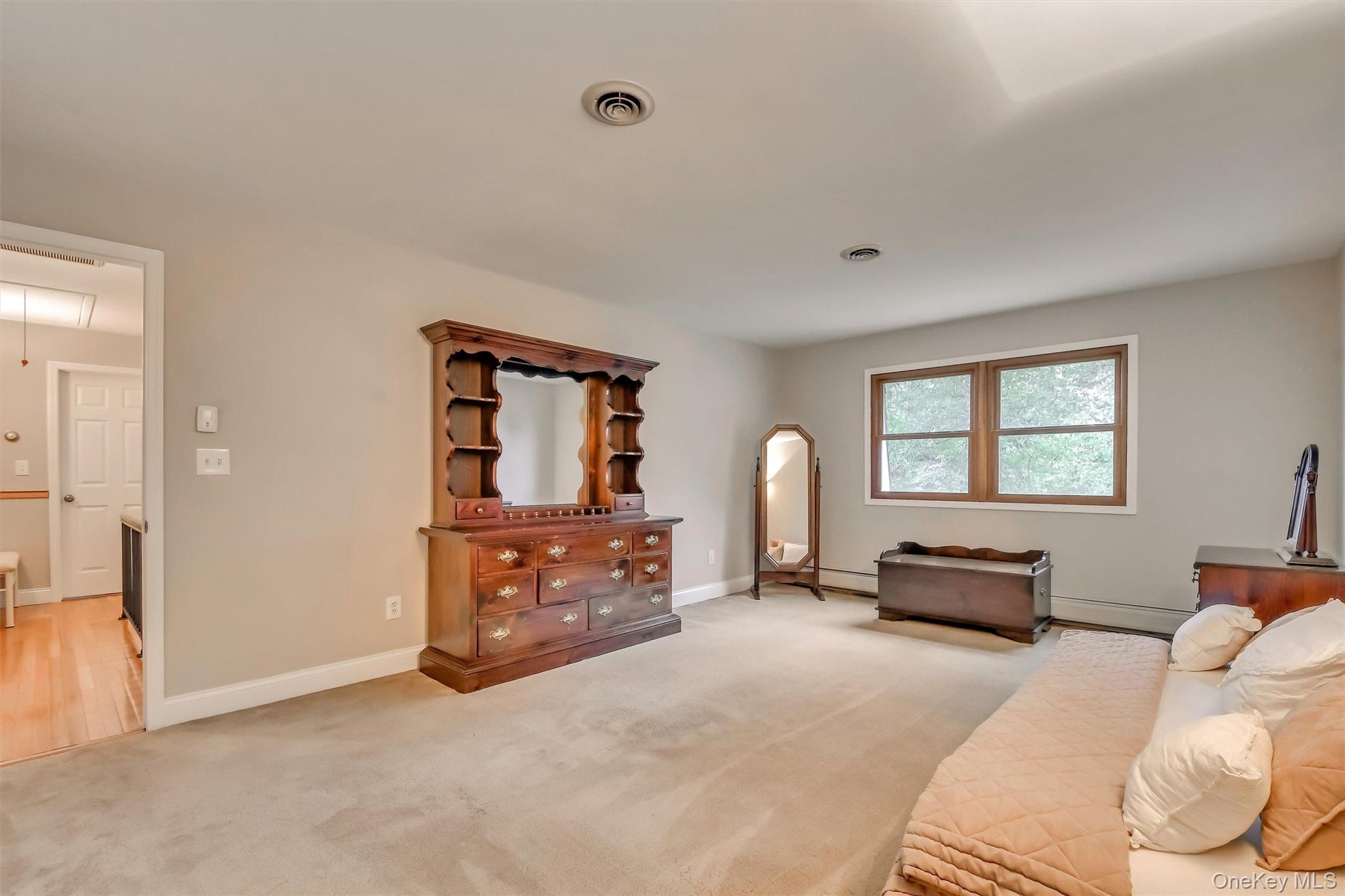 17 Esquire Road
