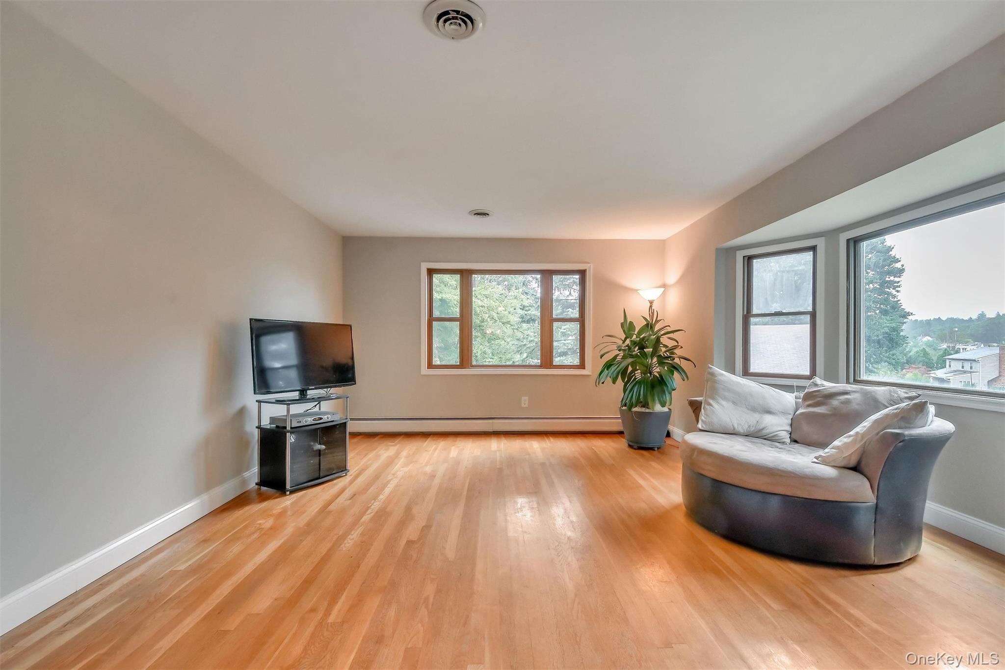 17 Esquire Road