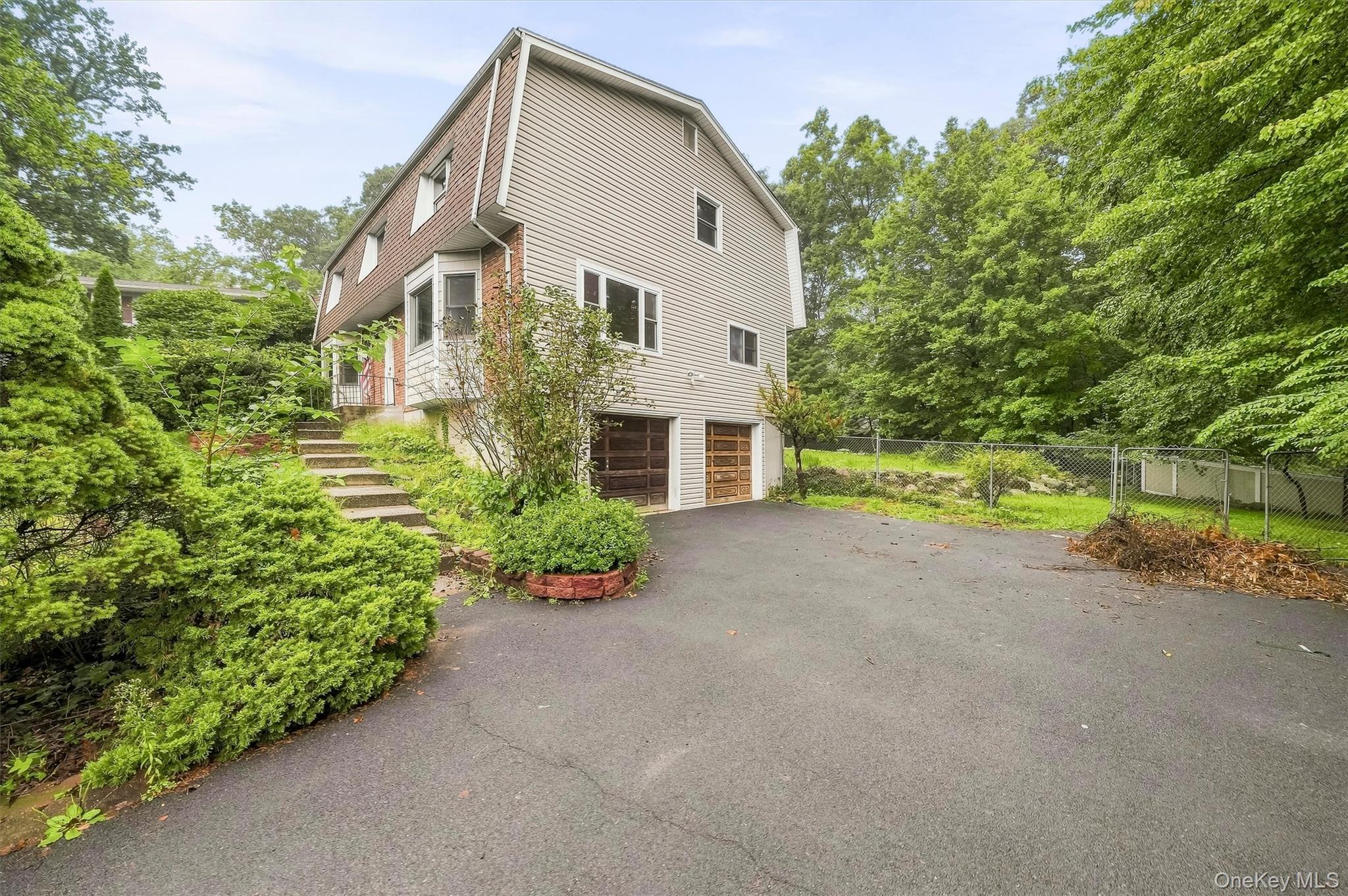 17 Esquire Road