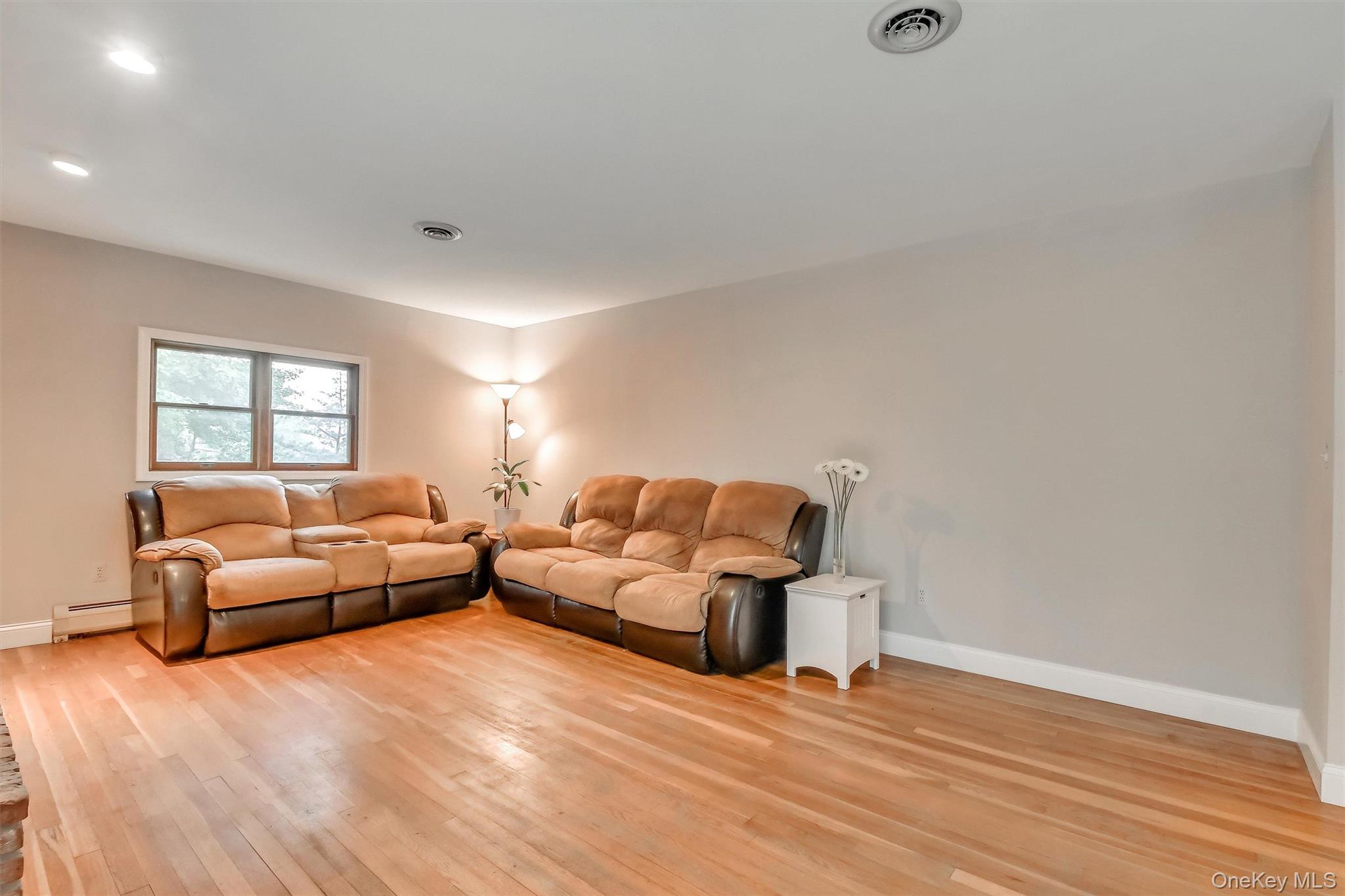 17 Esquire Road