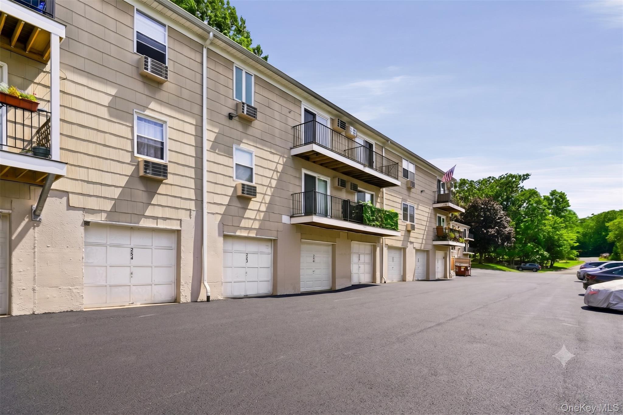 264 Parkside Drive
