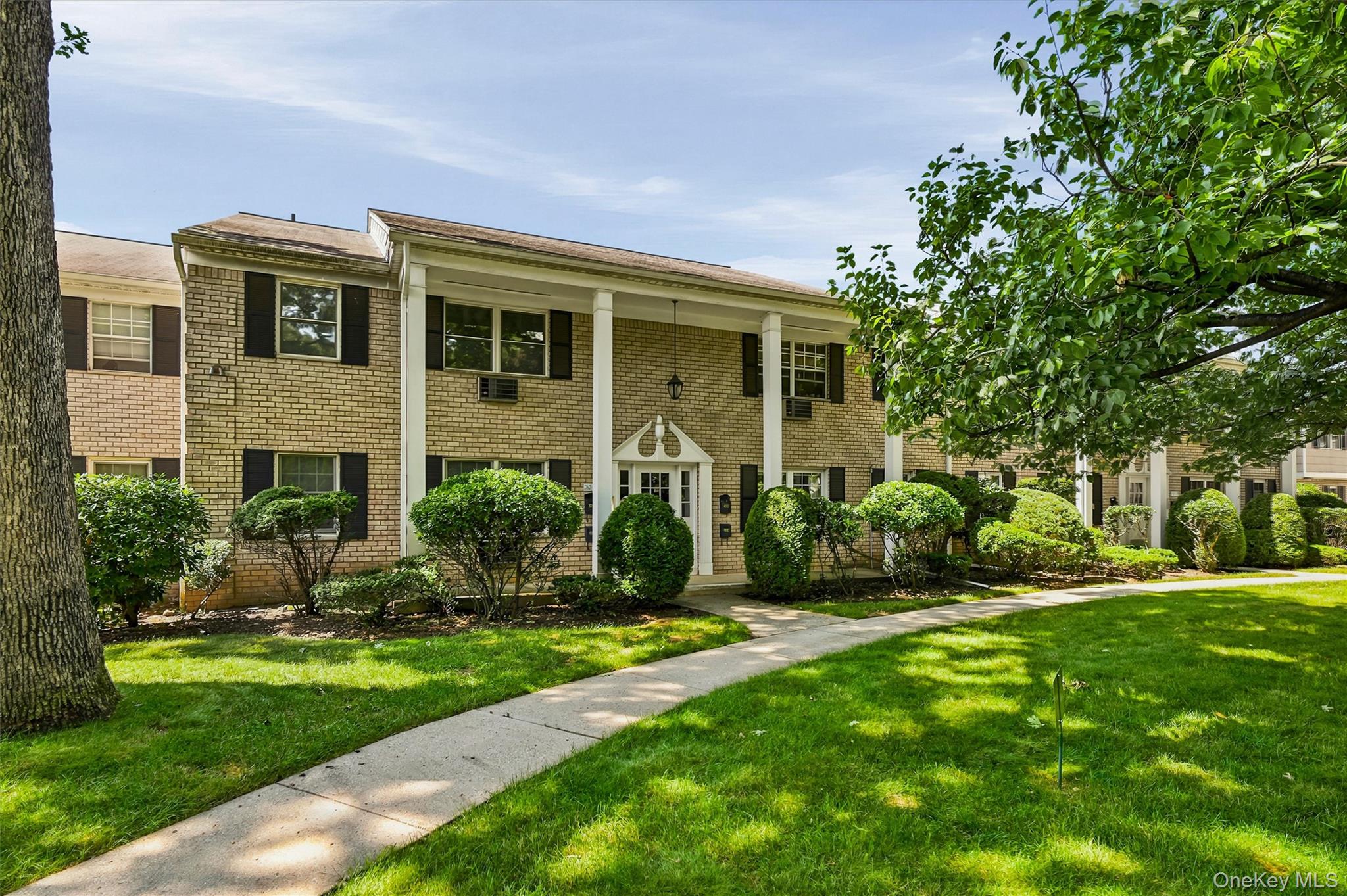 264 Parkside Drive