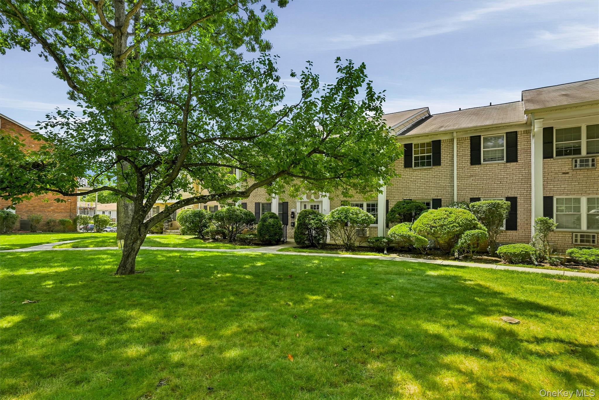 264 Parkside Drive