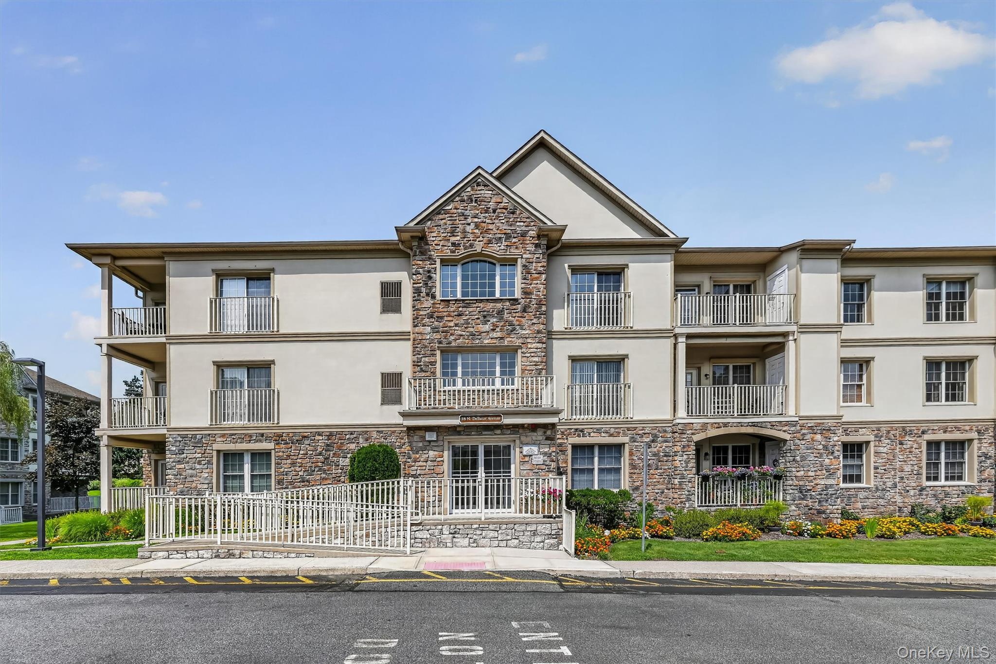 28 N De Baun Avenue Unit: 308