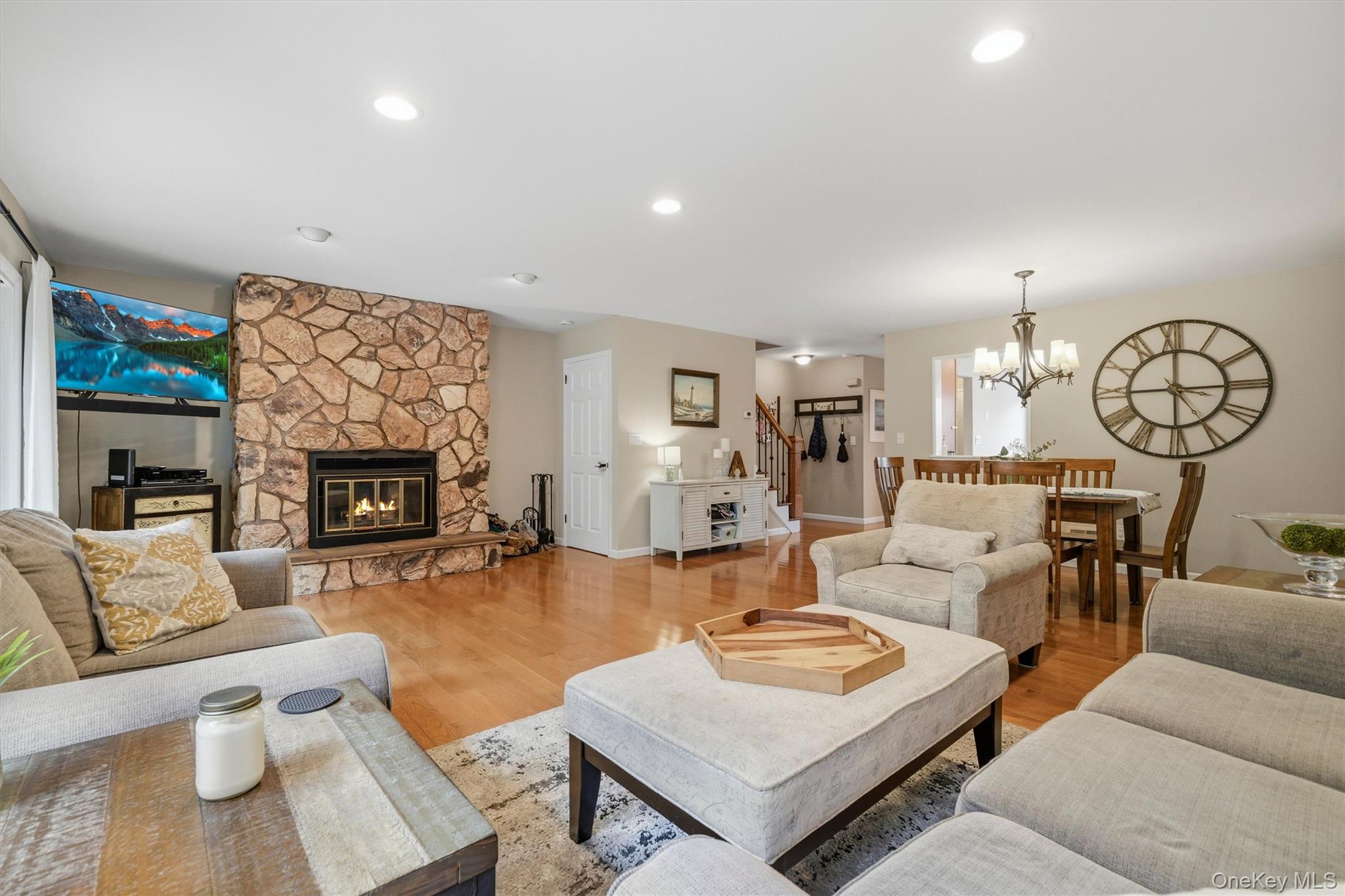 600 Mohawk Court
