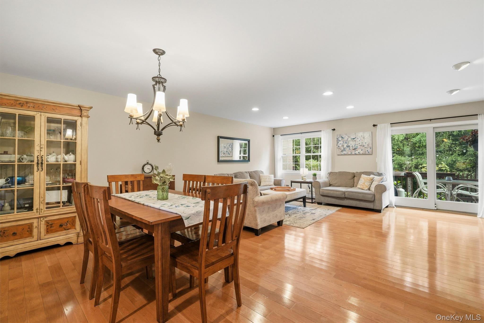 600 Mohawk Court