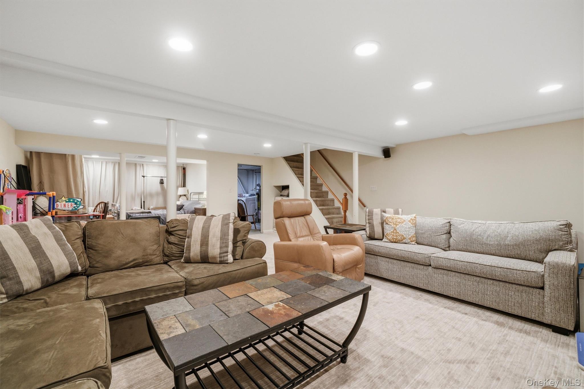 600 Mohawk Court