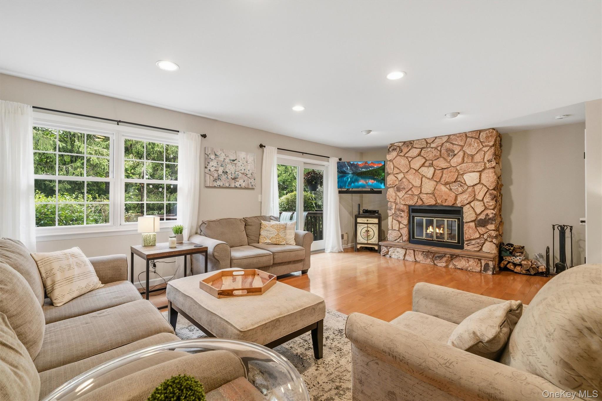 600 Mohawk Court