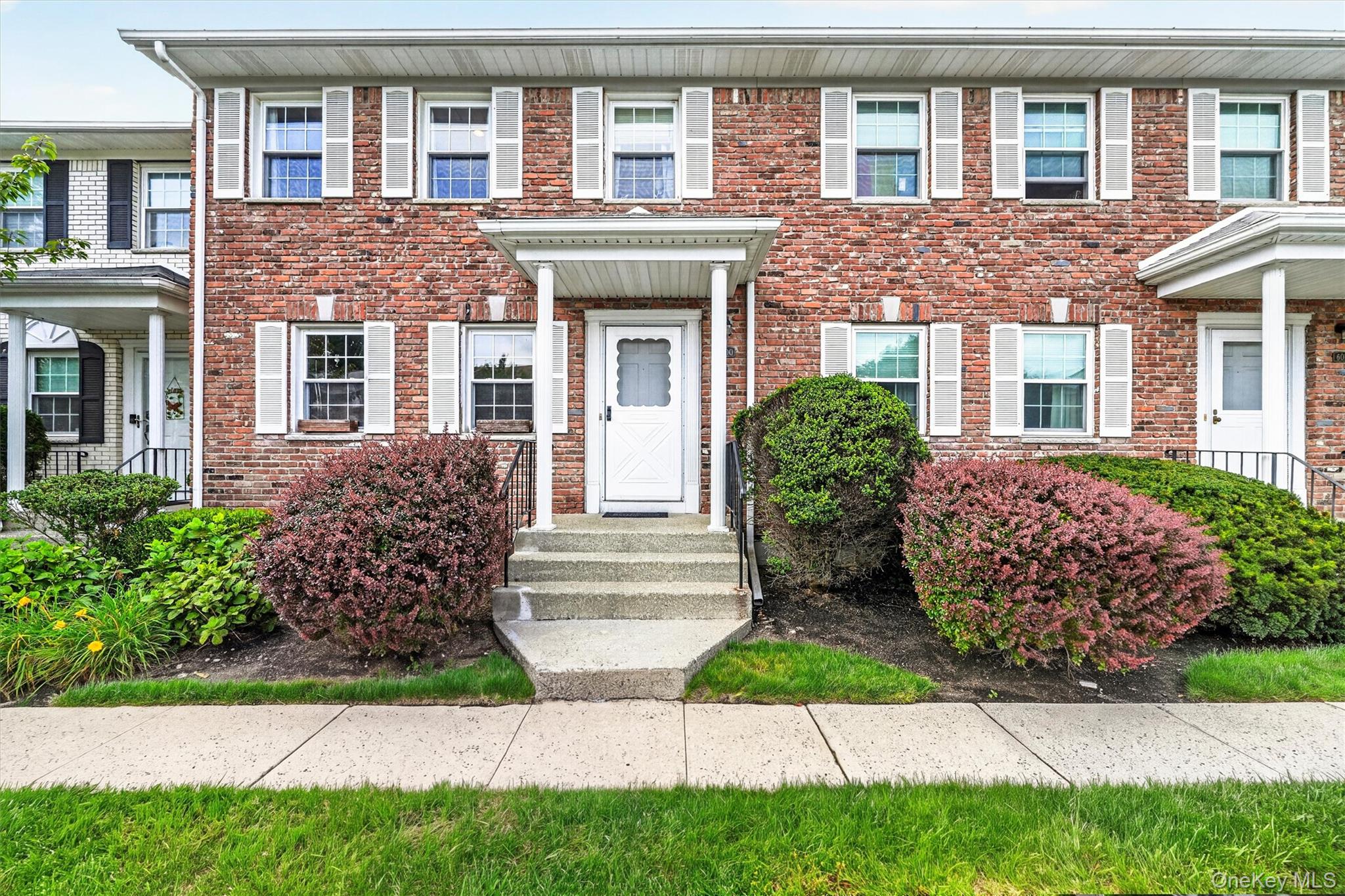 600 Mohawk Court