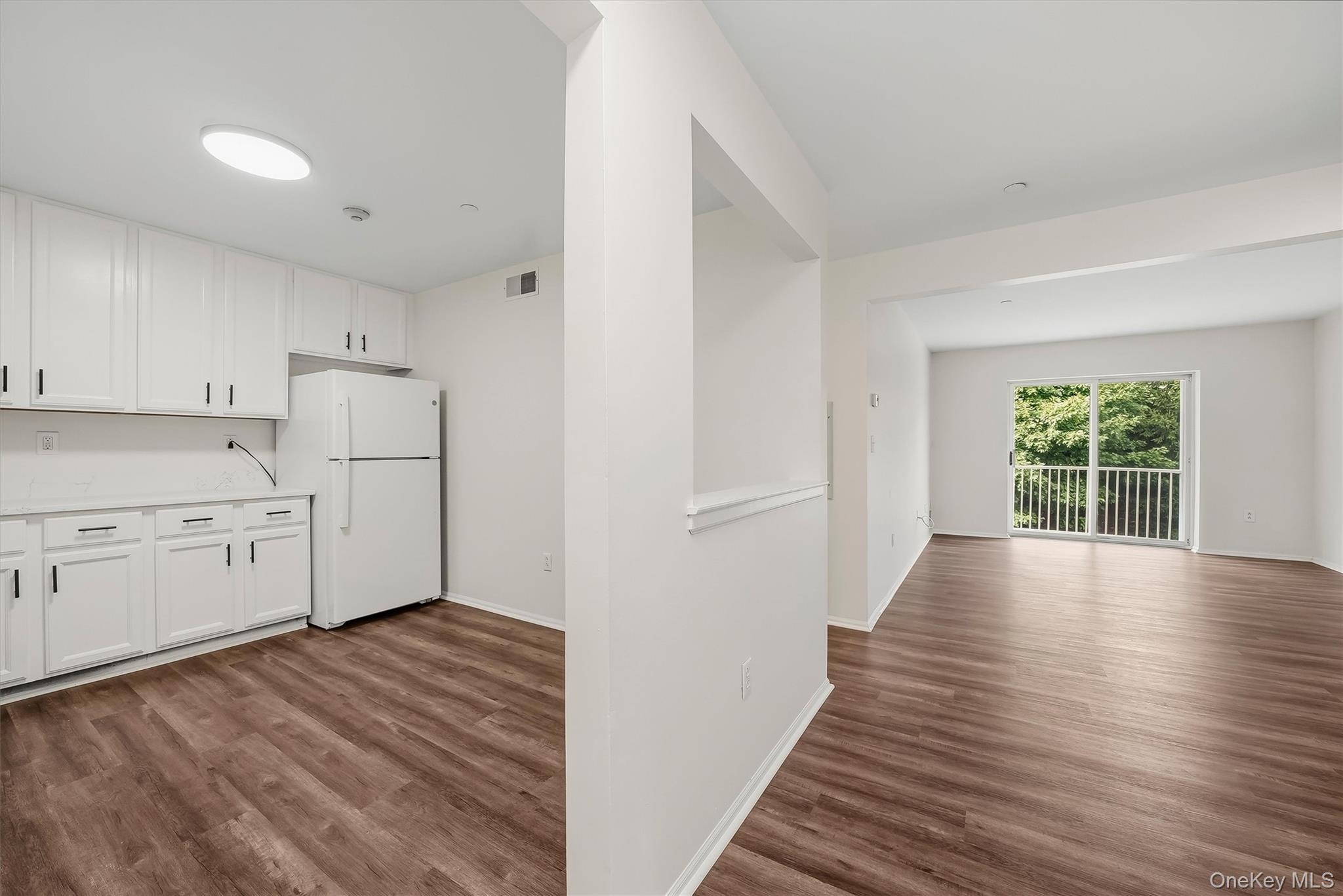10-12 Chestnut Street Unit: A202