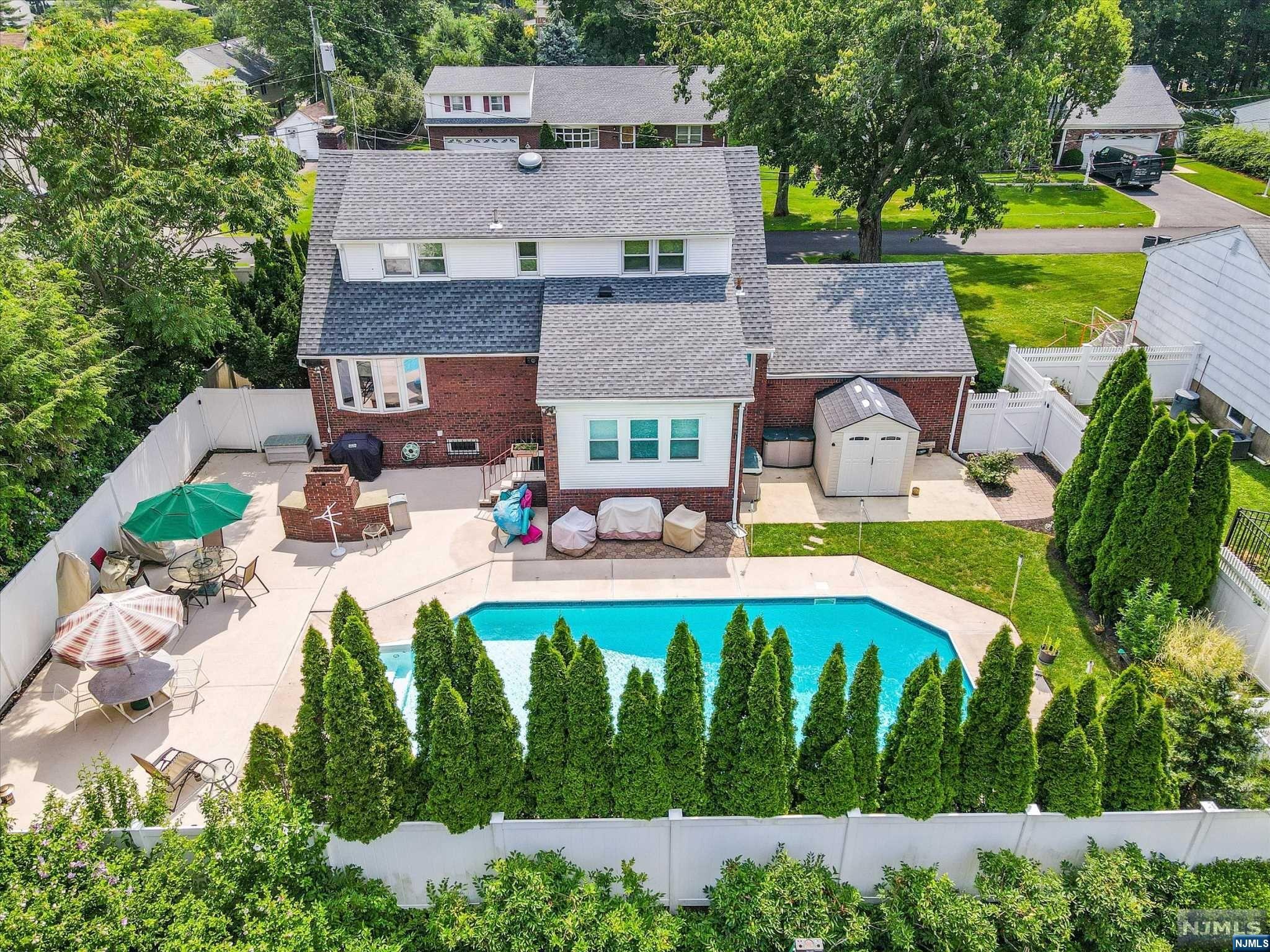 20 Linden Avenue