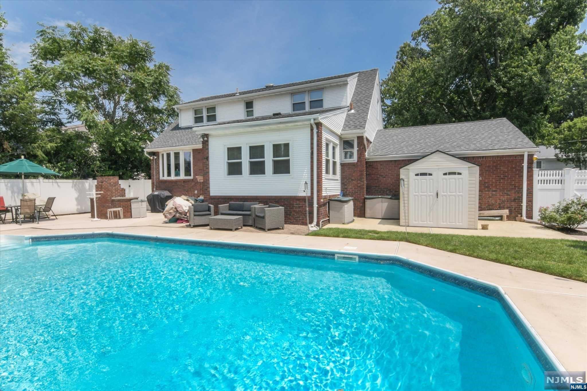 20 Linden Avenue