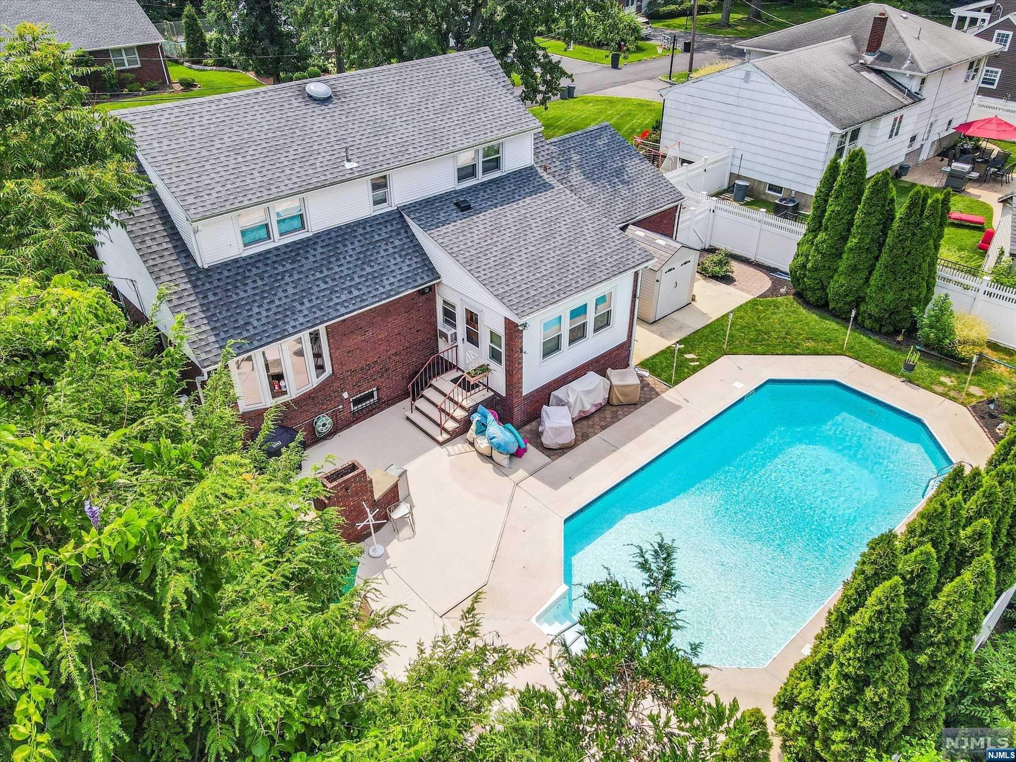 20 Linden Avenue