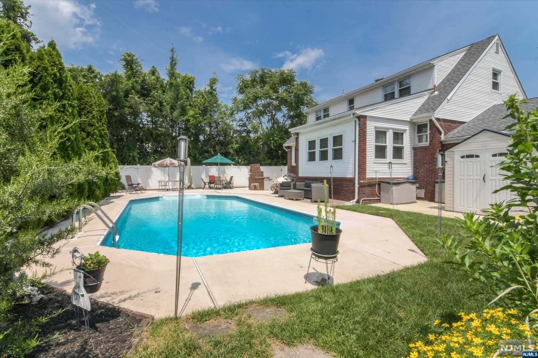 20 Linden Avenue