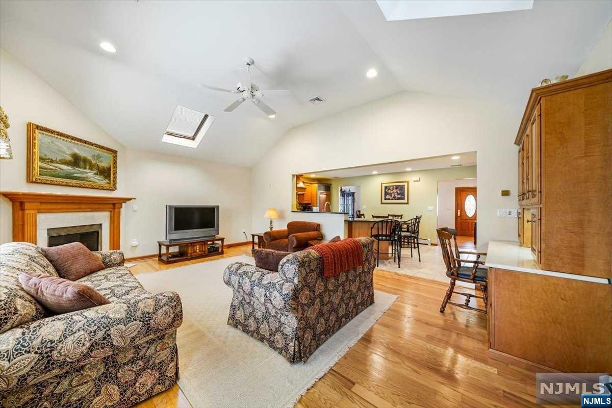 417 Van Luyn Terrace