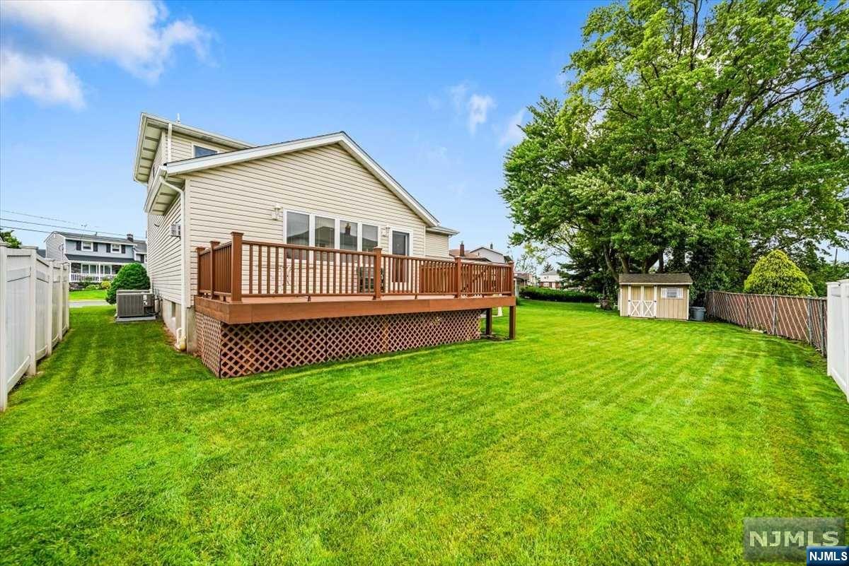 417 Van Luyn Terrace