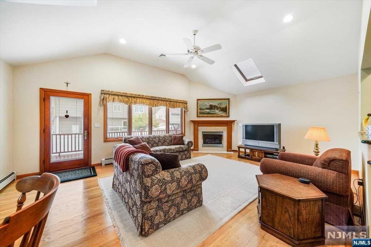 417 Van Luyn Terrace