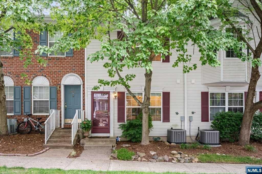 2366 Phillip Court