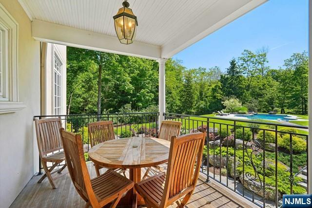 7 Brams Hill Drive