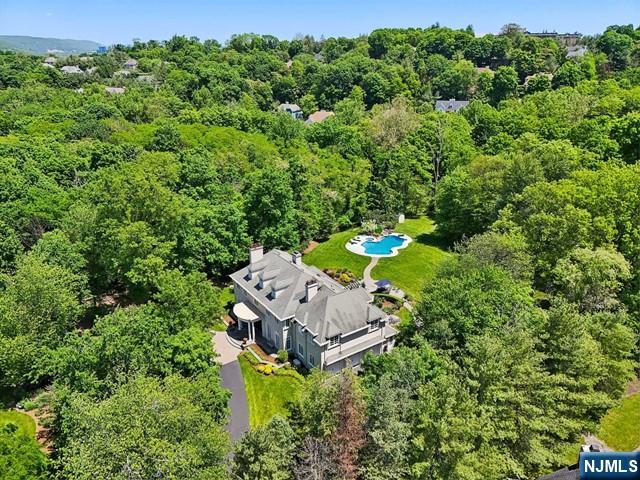 7 Brams Hill Drive