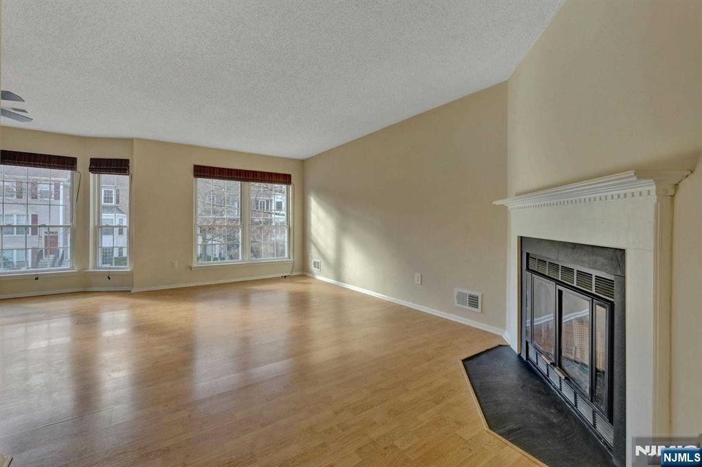 271 Larch Lane