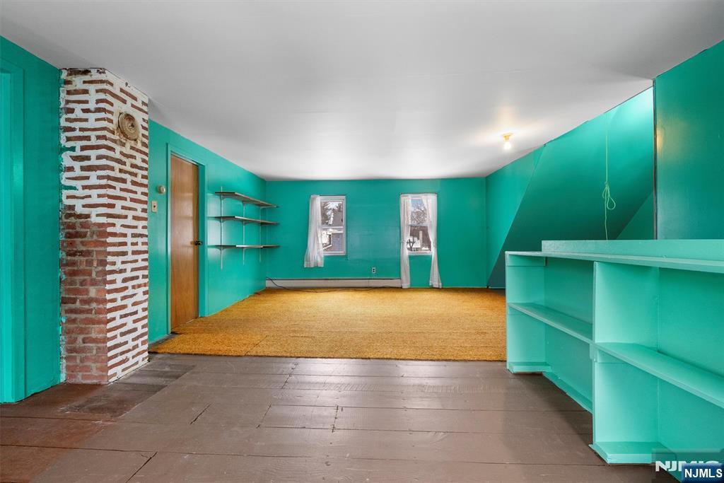 32 Hines Avenue