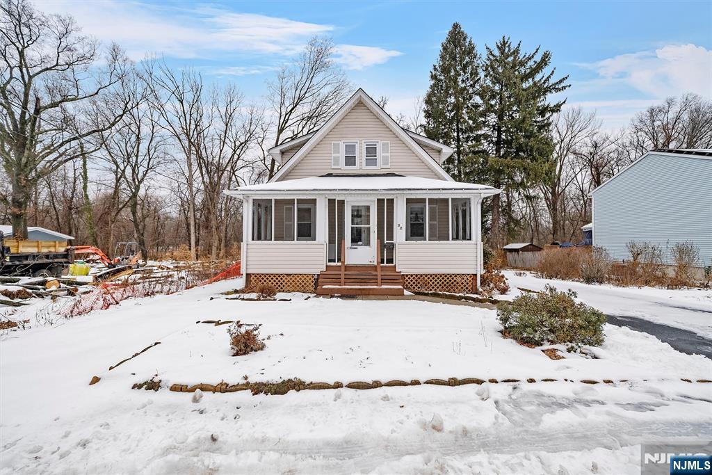 32 Hines Avenue