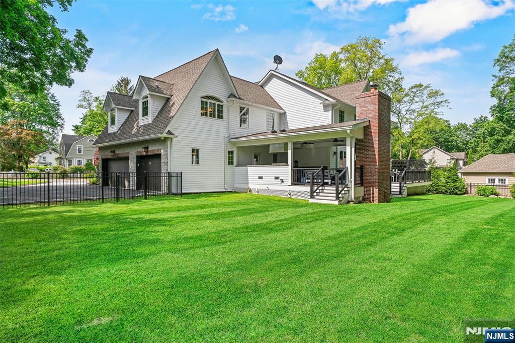 39 Poplar Street