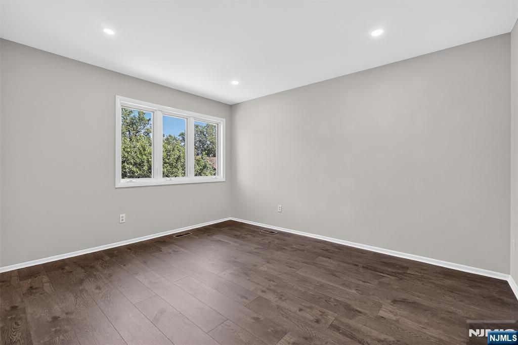 14 Bayard Lane