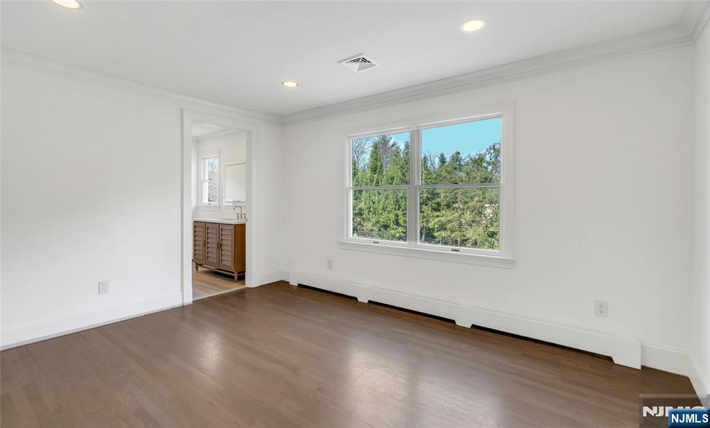 333 Mill Road