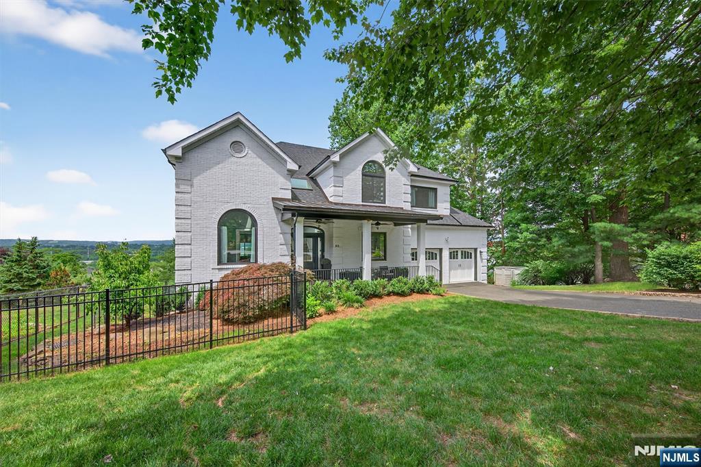23 Pierson Court