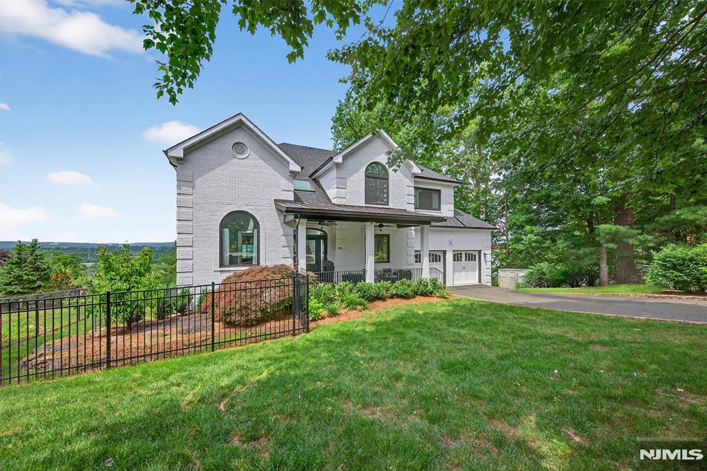 23 Pierson Court