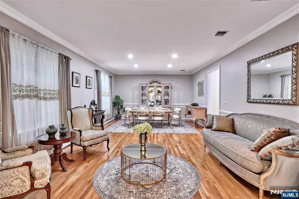 212 Sunrise Drive
