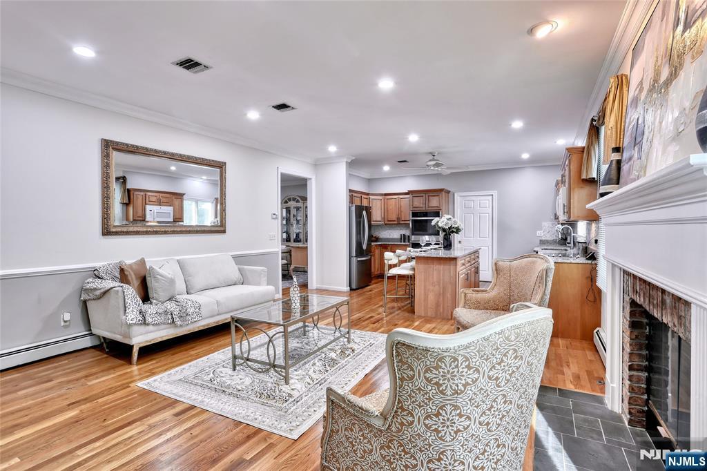 212 Sunrise Drive
