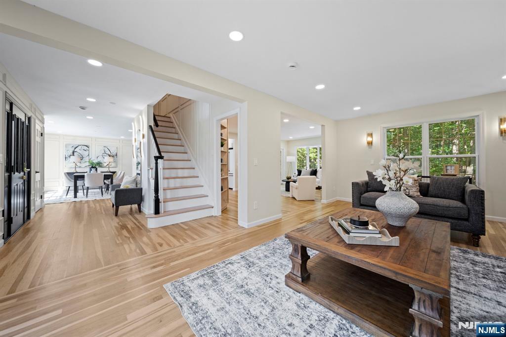 1 High Ridge Road