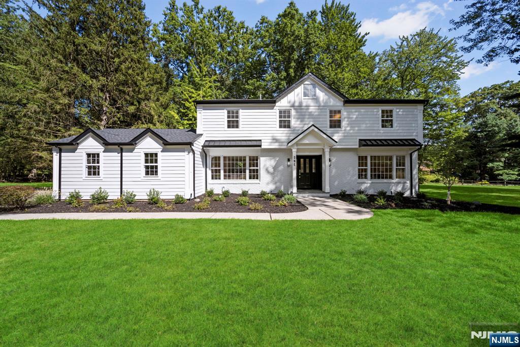 1 High Ridge Road