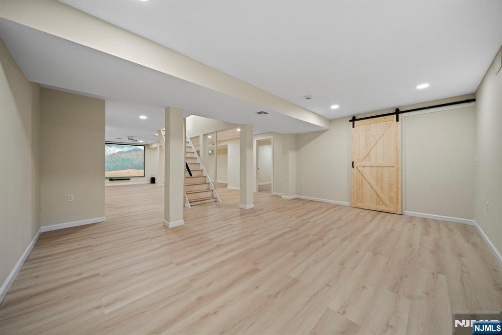 1 High Ridge Road