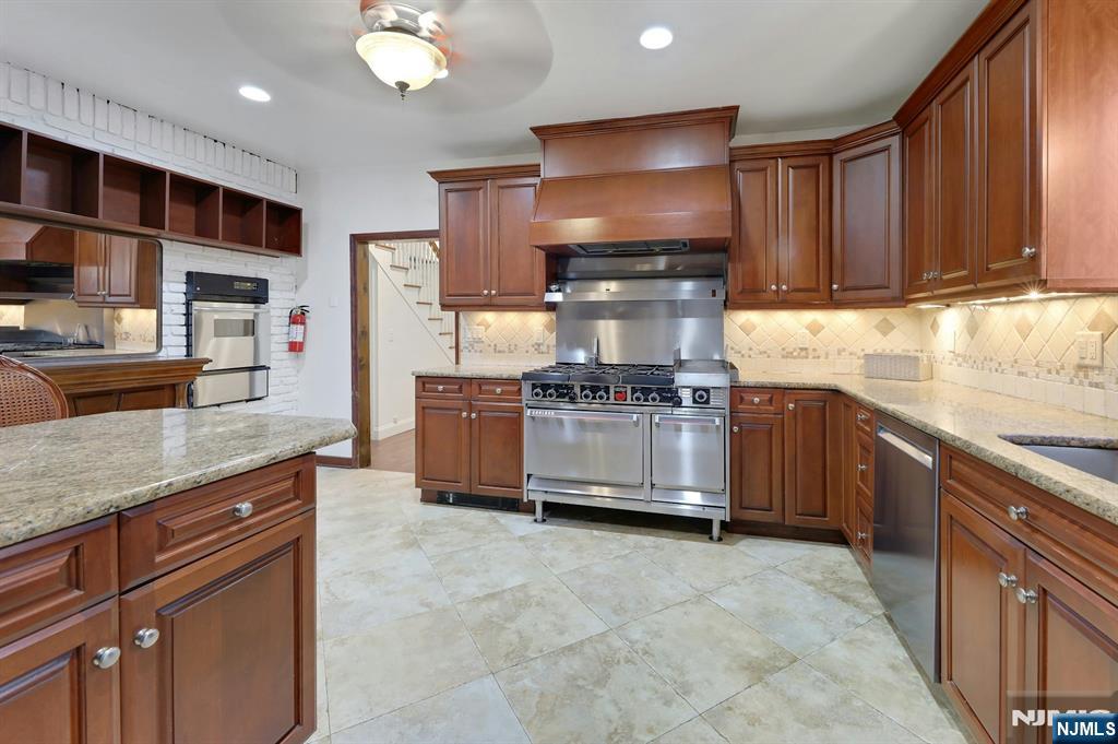 80 Prospect Avenue