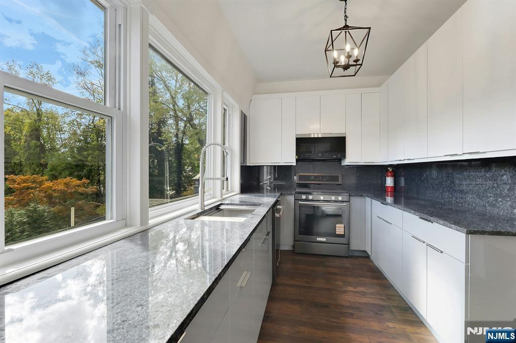 80 Prospect Avenue