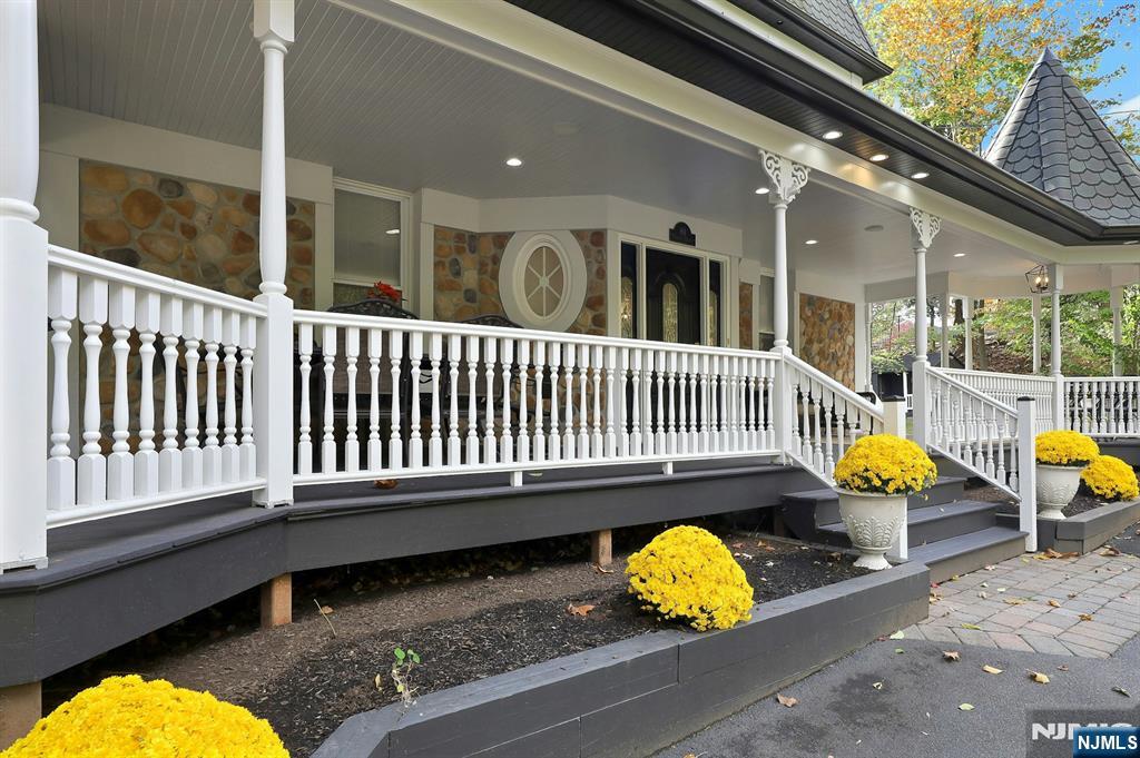 80 Prospect Avenue