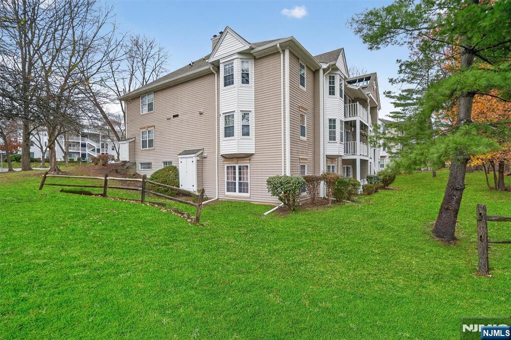 561 Holly Court