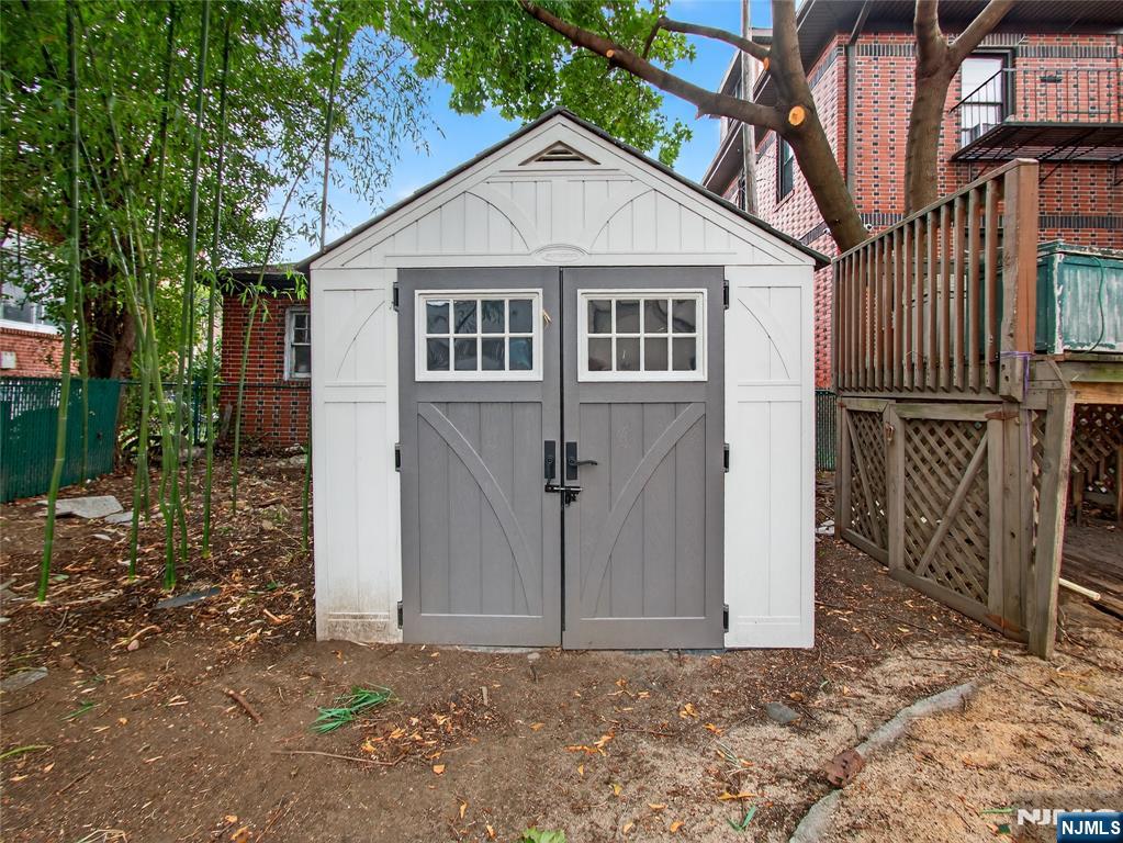 307 Fairview Avenue
