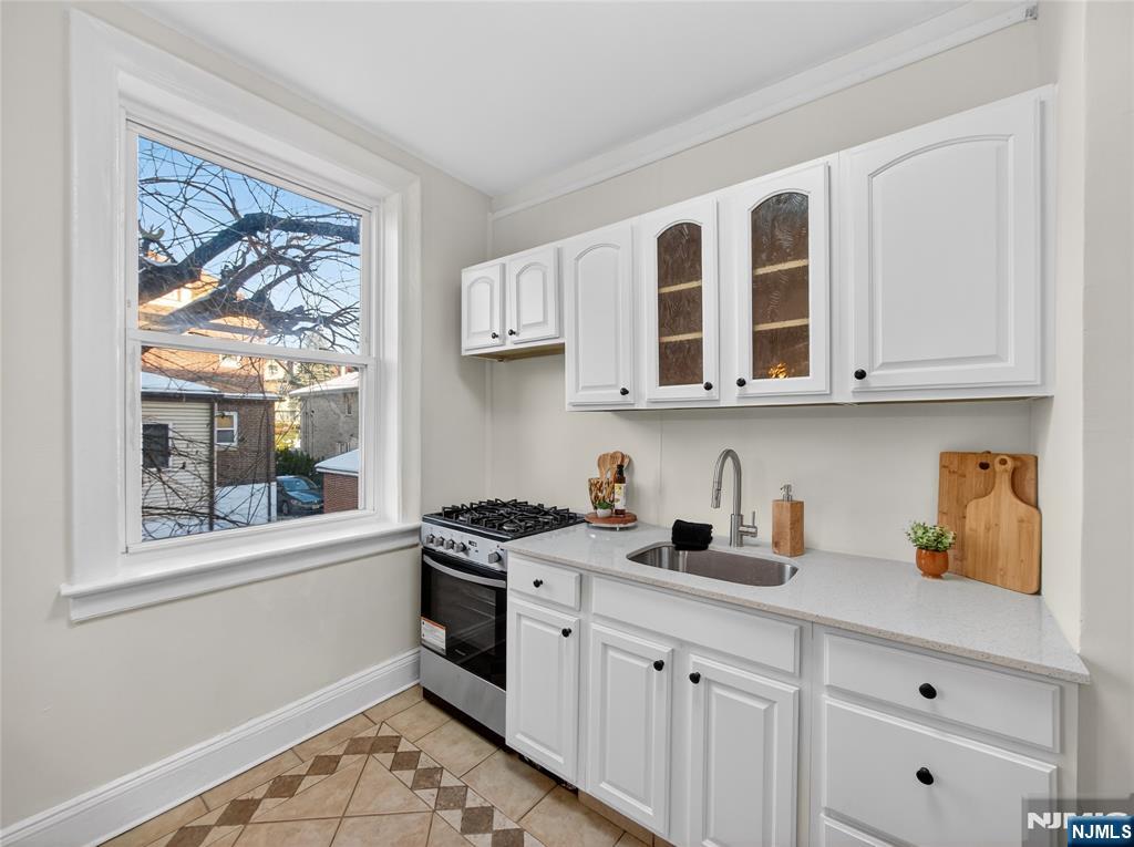 18 74th Street B5