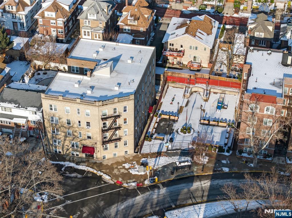 18 74th Street B5