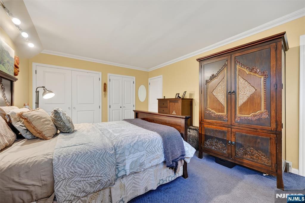 63 Alcott Road