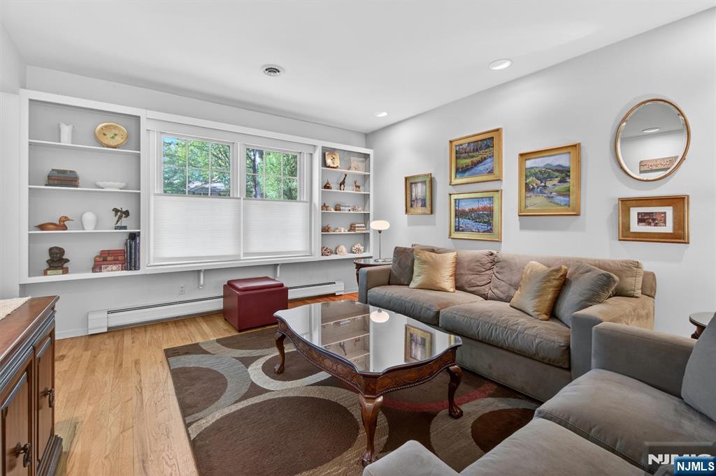 17 Appert Terrace